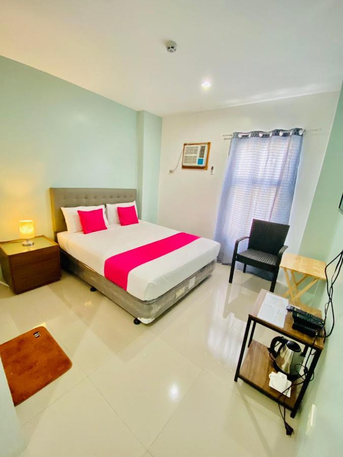 Happy Homes Manila Esterno foto